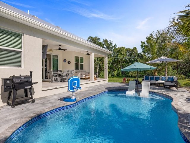 3205 67th Street, Vero Beach, FL 32967