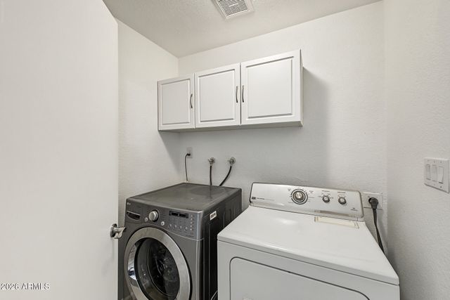 313 W PIUTE Avenue, Phoenix, AZ 85027