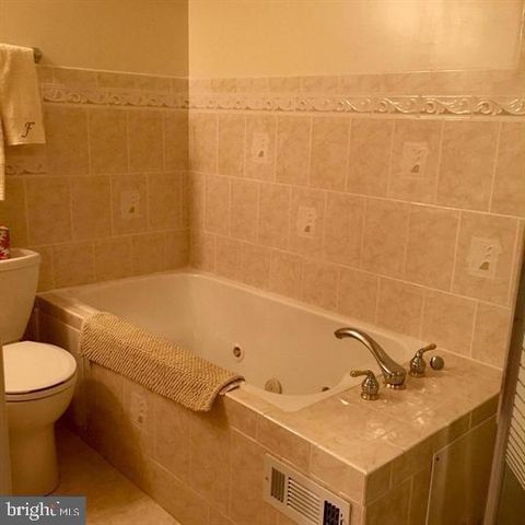 9003 ROLLINGWOOD DR, Fort Washington, MD 20744
