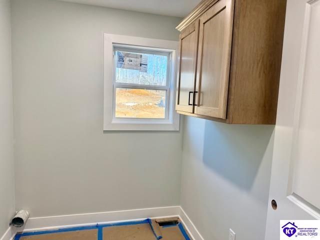 412 Woods Rd, Elizabethtown, KY 42701