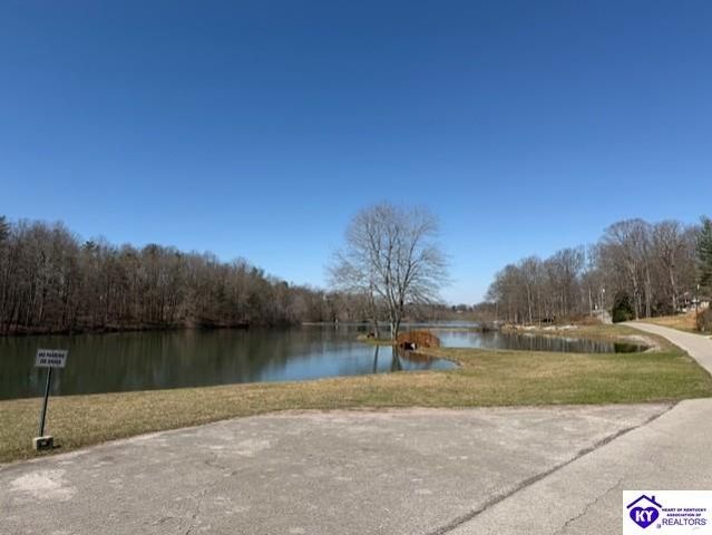 412 Woods Rd, Elizabethtown, KY 42701