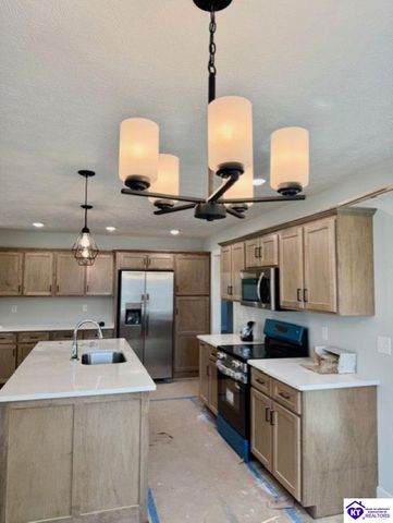 412 Woods Rd, Elizabethtown, KY 42701