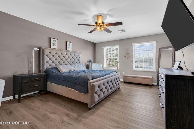 15 Lenape Trail, Freehold, NJ 07728