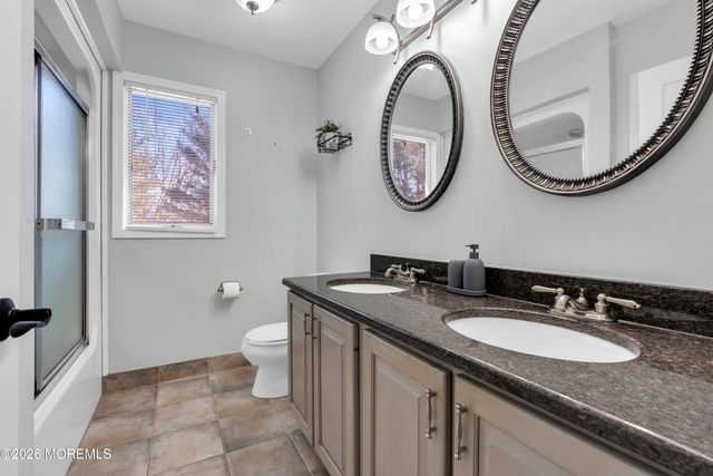 15 Lenape Trail, Freehold, NJ 07728