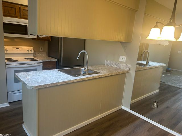 34644 Mercer Lane, Fraser, MI 48026