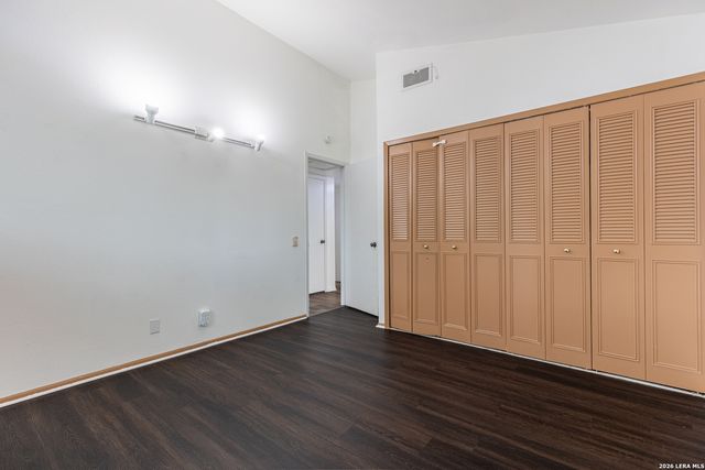 6111 WINDY FRST, San Antonio, TX 78239