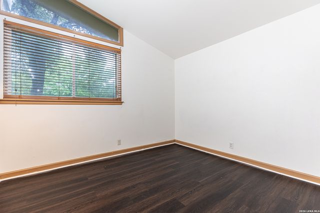 6111 WINDY FRST, San Antonio, TX 78239