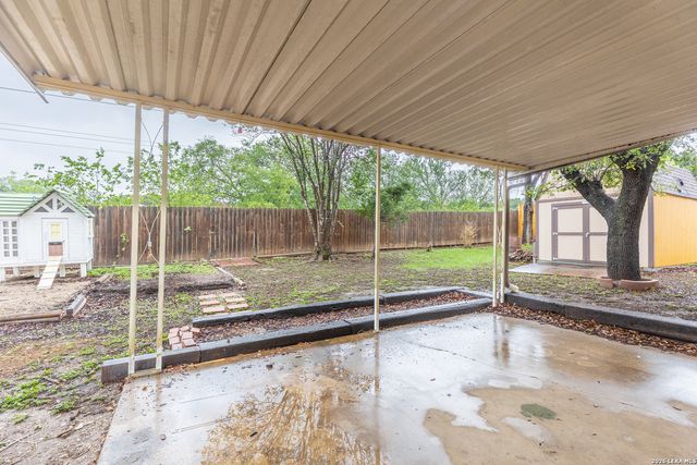 6111 WINDY FRST, San Antonio, TX 78239