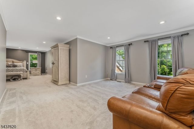 12 Wyckoff Rd, Bethlehem Twp., NJ 08827