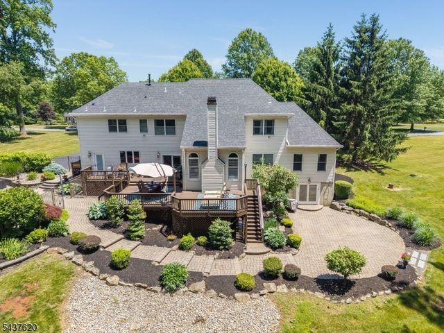 12 Wyckoff Rd, Bethlehem Twp., NJ 08827