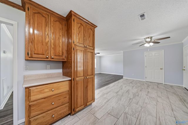 102 Cindy Drive, New Market, AL 35761
