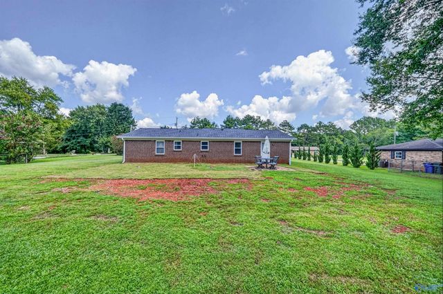 102 Cindy Drive, New Market, AL 35761