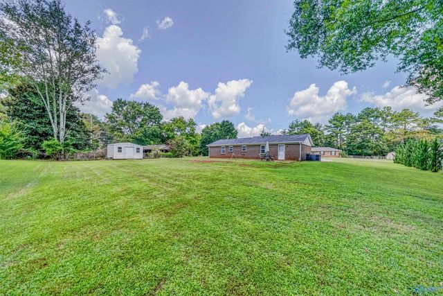 102 Cindy Drive, New Market, AL 35761