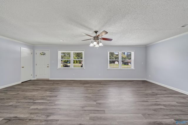 102 Cindy Drive, New Market, AL 35761