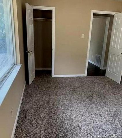 430 Wild Cherry, Canyon Lake, TX 78133
