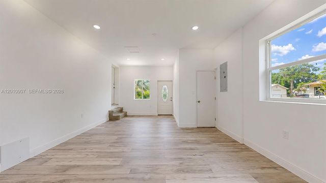 60 NE 16th St, Homestead, FL 33030