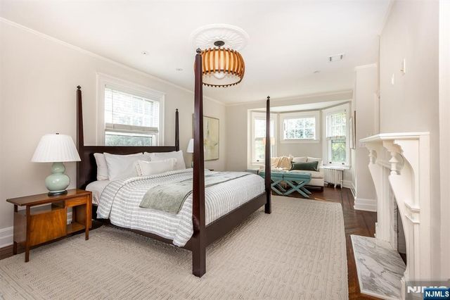 190 Ridgewood Avenue, Glen Ridge, NJ 07028