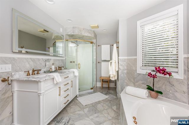 190 Ridgewood Avenue, Glen Ridge, NJ 07028
