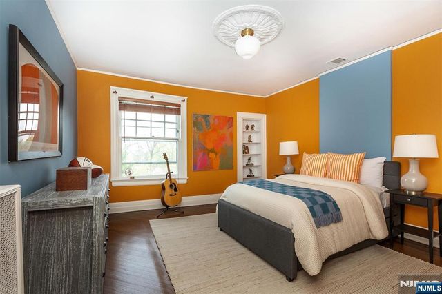 190 Ridgewood Avenue, Glen Ridge, NJ 07028