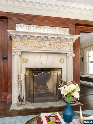 190 Ridgewood Avenue, Glen Ridge, NJ 07028