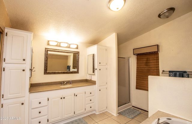 374 N Buckhorn Court, Queen Valley, AZ 85118