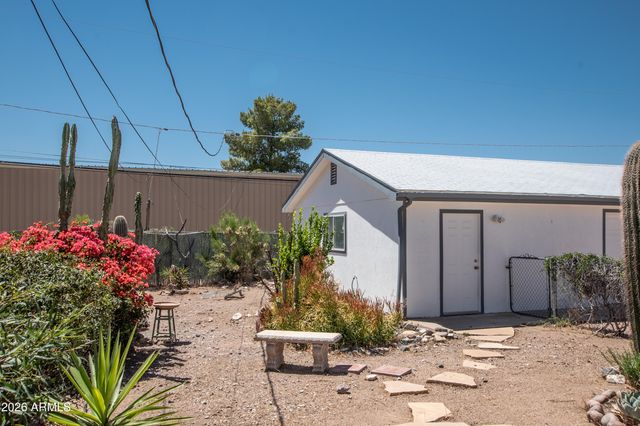 374 N Buckhorn Court, Queen Valley, AZ 85118