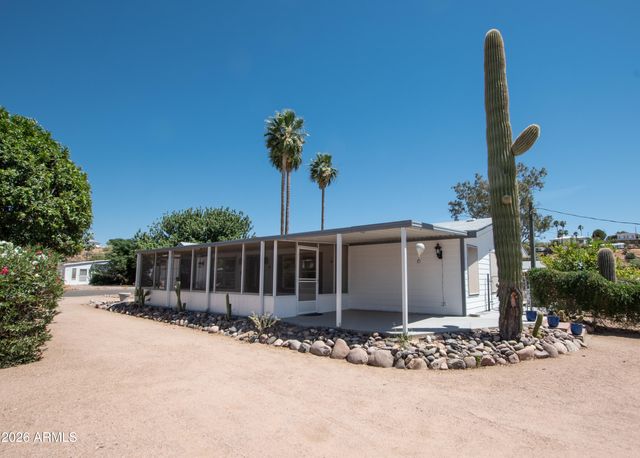 374 N Buckhorn Court, Queen Valley, AZ 85118