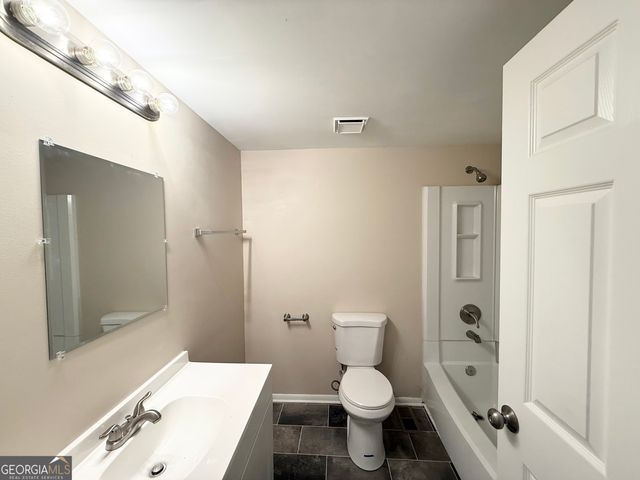 2039 RAINTREE Place, Lithonia, GA 30058
