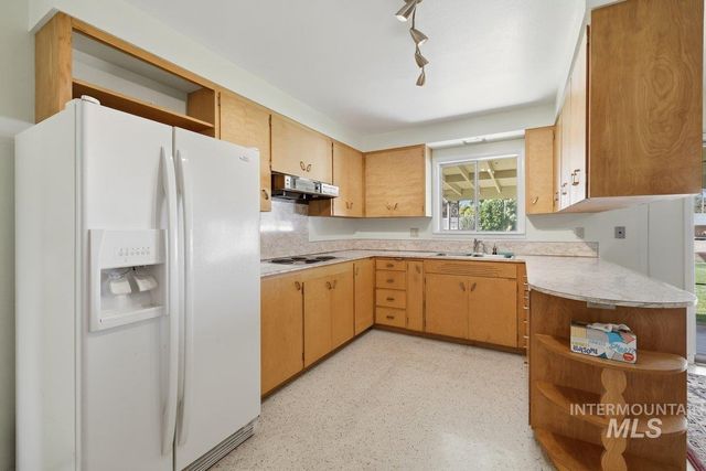 601 N Georgia Ave, Caldwell, ID 83605