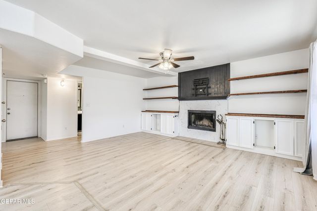 6300 MARY TARANGO Place, El Paso, TX 79932