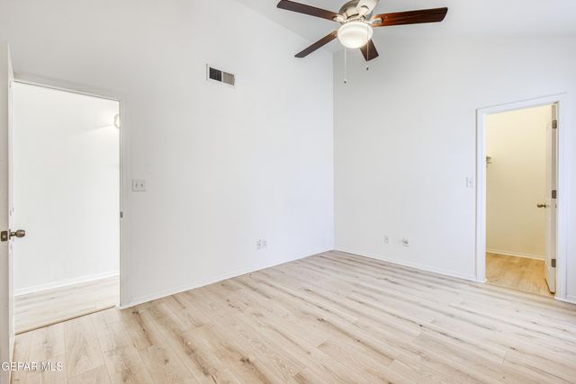 6300 MARY TARANGO Place, El Paso, TX 79932