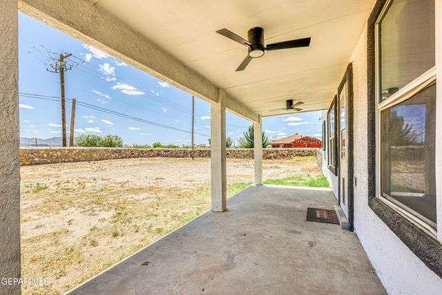 6300 MARY TARANGO Place, El Paso, TX 79932