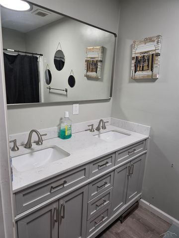 457 S 14th Street, Saginaw, MI 48601