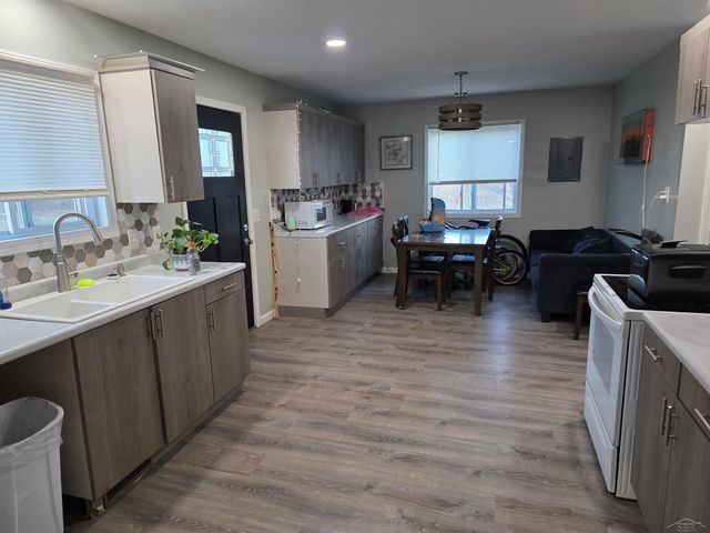 457 S 14th Street, Saginaw, MI 48601