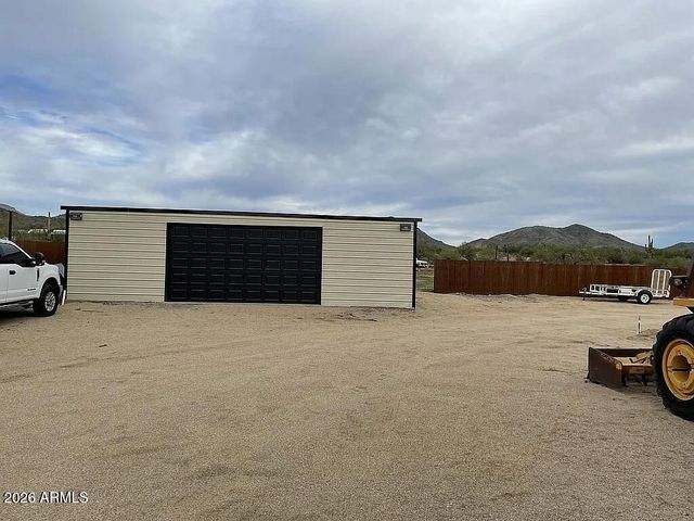 42605 N 6TH Avenue, New River, AZ 85087