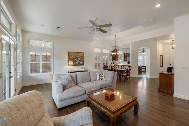 3220 Jonathan Ln, Modesto, CA 95355