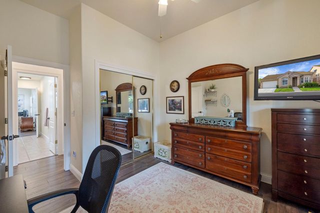 3220 Jonathan Ln, Modesto, CA 95355