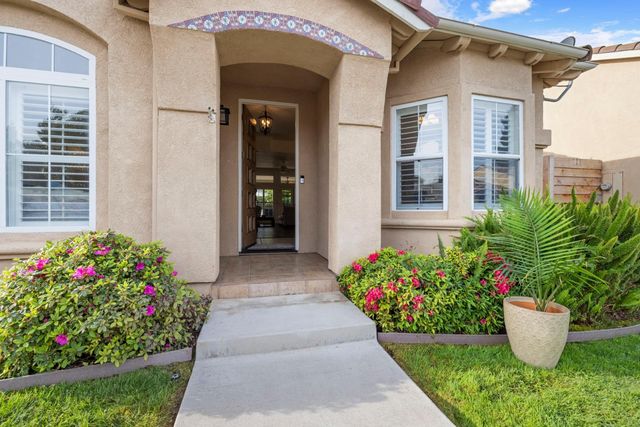 3220 Jonathan Ln, Modesto, CA 95355