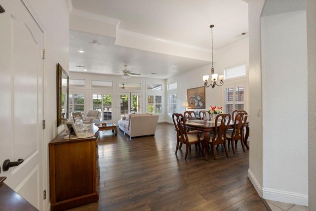 3220 Jonathan Ln, Modesto, CA 95355