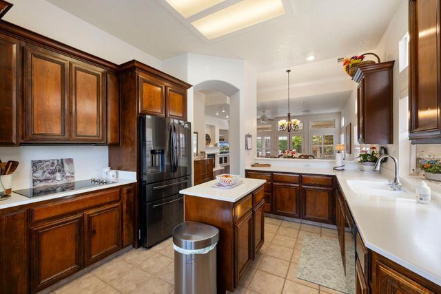 3220 Jonathan Ln, Modesto, CA 95355