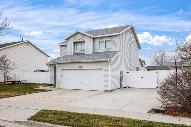 2188 W 2220 N, Clinton, UT 84015