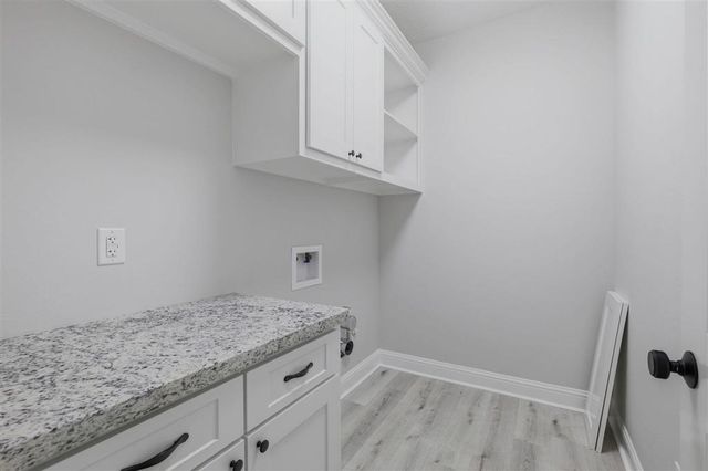 102 Mayhaw Street, Iowa, LA 70647