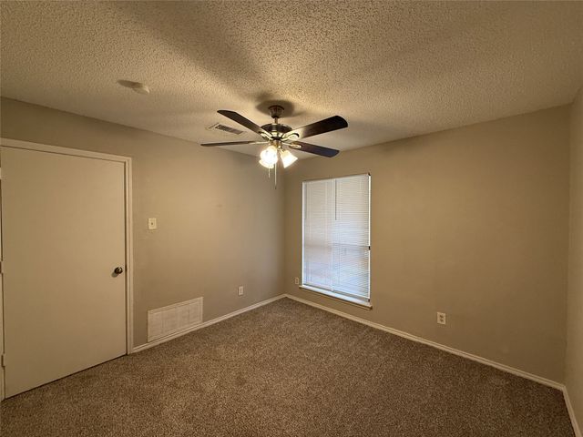 5047 Hollow Ridge Road, Dallas, TX 75227