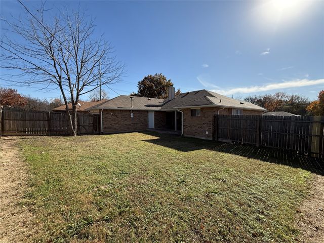 5047 Hollow Ridge Road, Dallas, TX 75227
