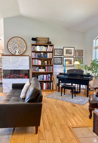 5119 PINE LAUREL LN, West Jordan, UT 84081