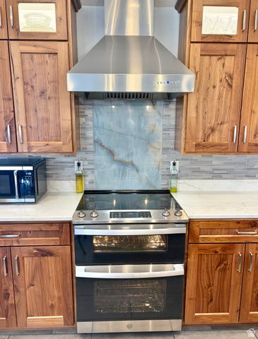 5119 PINE LAUREL LN, West Jordan, UT 84081