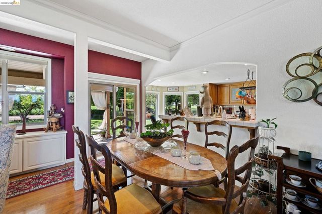 2445 Taylor Ln, Byron, CA 94514