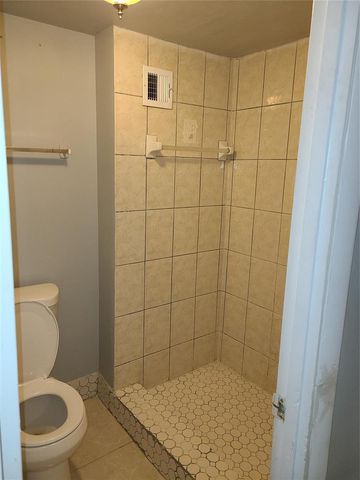 3300 Spanish Moss Terrace 202, Lauderhill, FL 33319