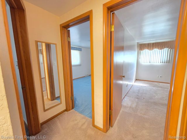 15915 Hilton Street, Southfield, MI 48075