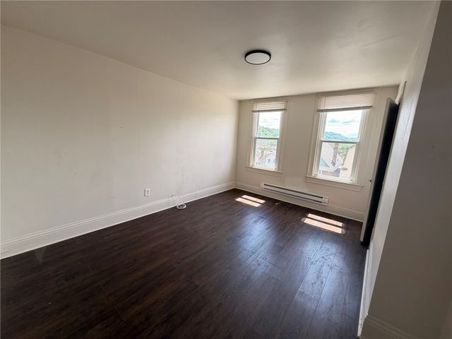 340-342 Kenney Ave, Pitcairn, PA 15140